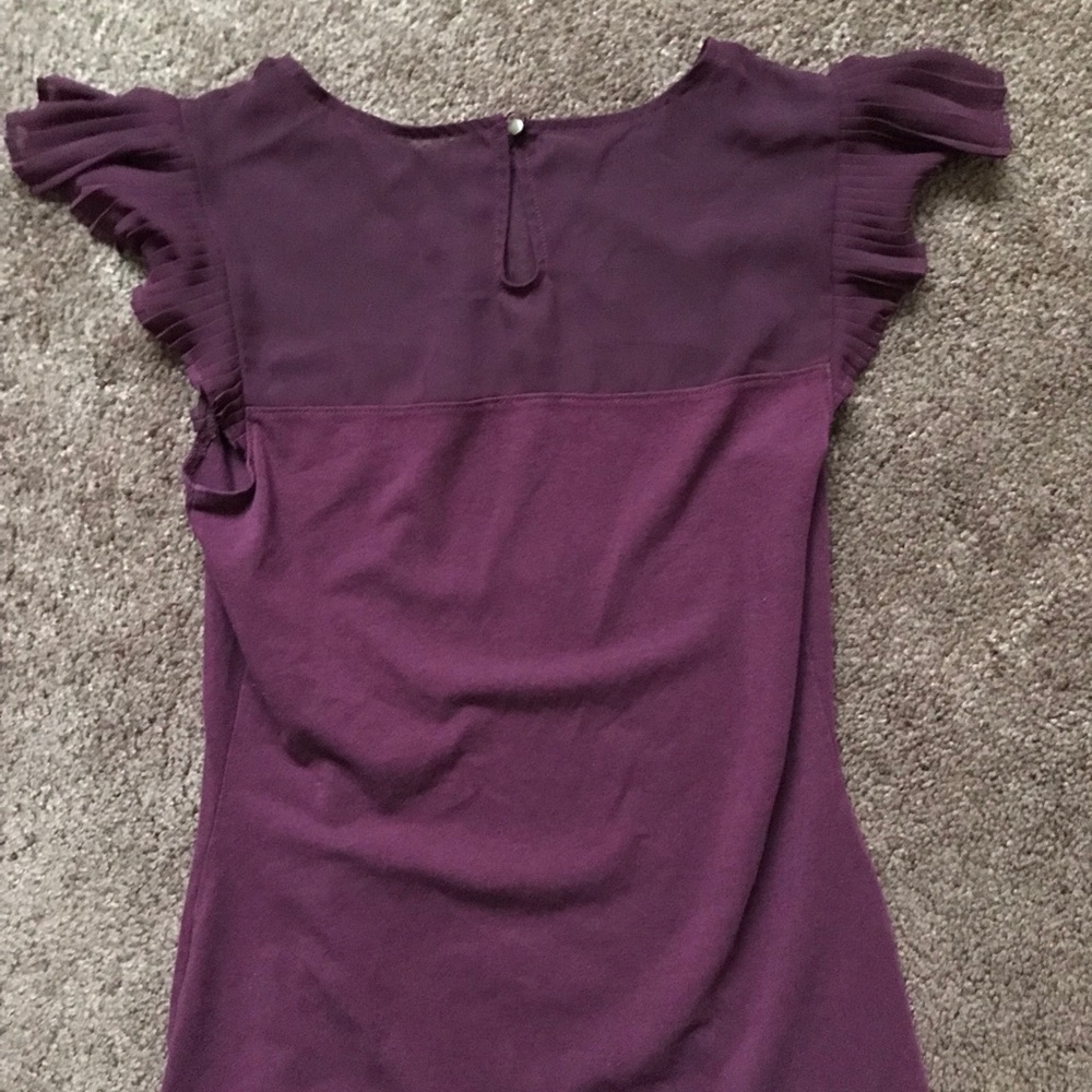 Short sleeved top